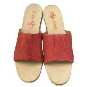 Quoddy Women's Size 8.5 Red Leather Sandals Slides Fast Shipping EUC